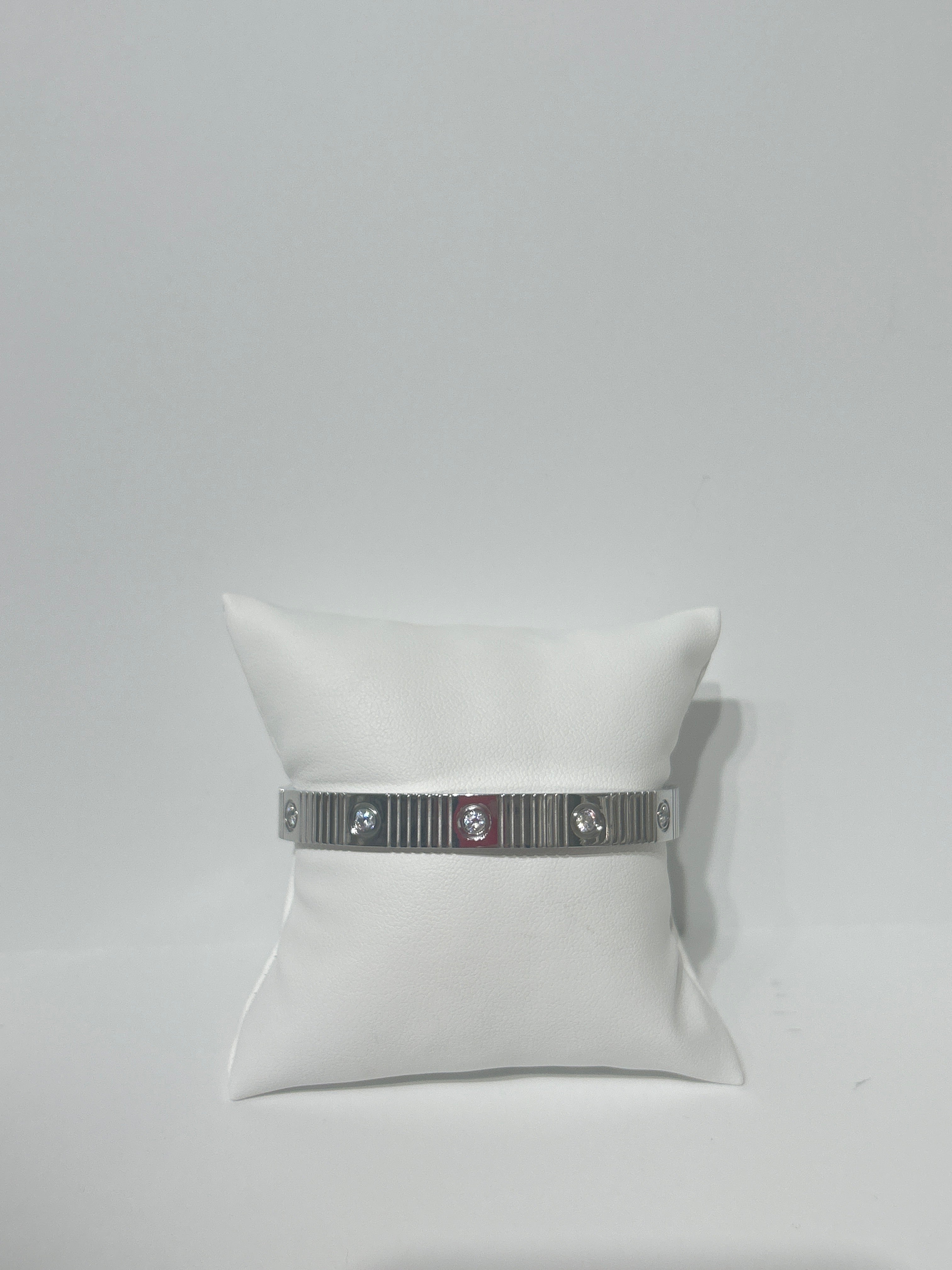 Hinged Stainless steel bracelet